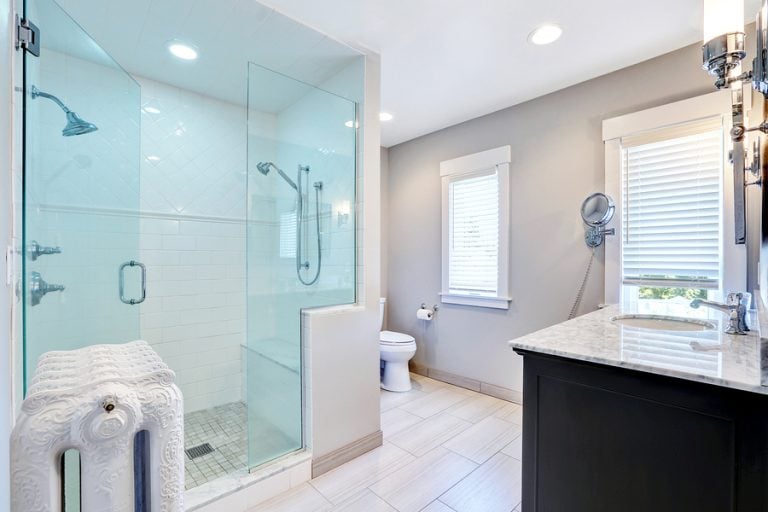 bigstock-refreshing-bathroom-with-walk-145203899-768×512